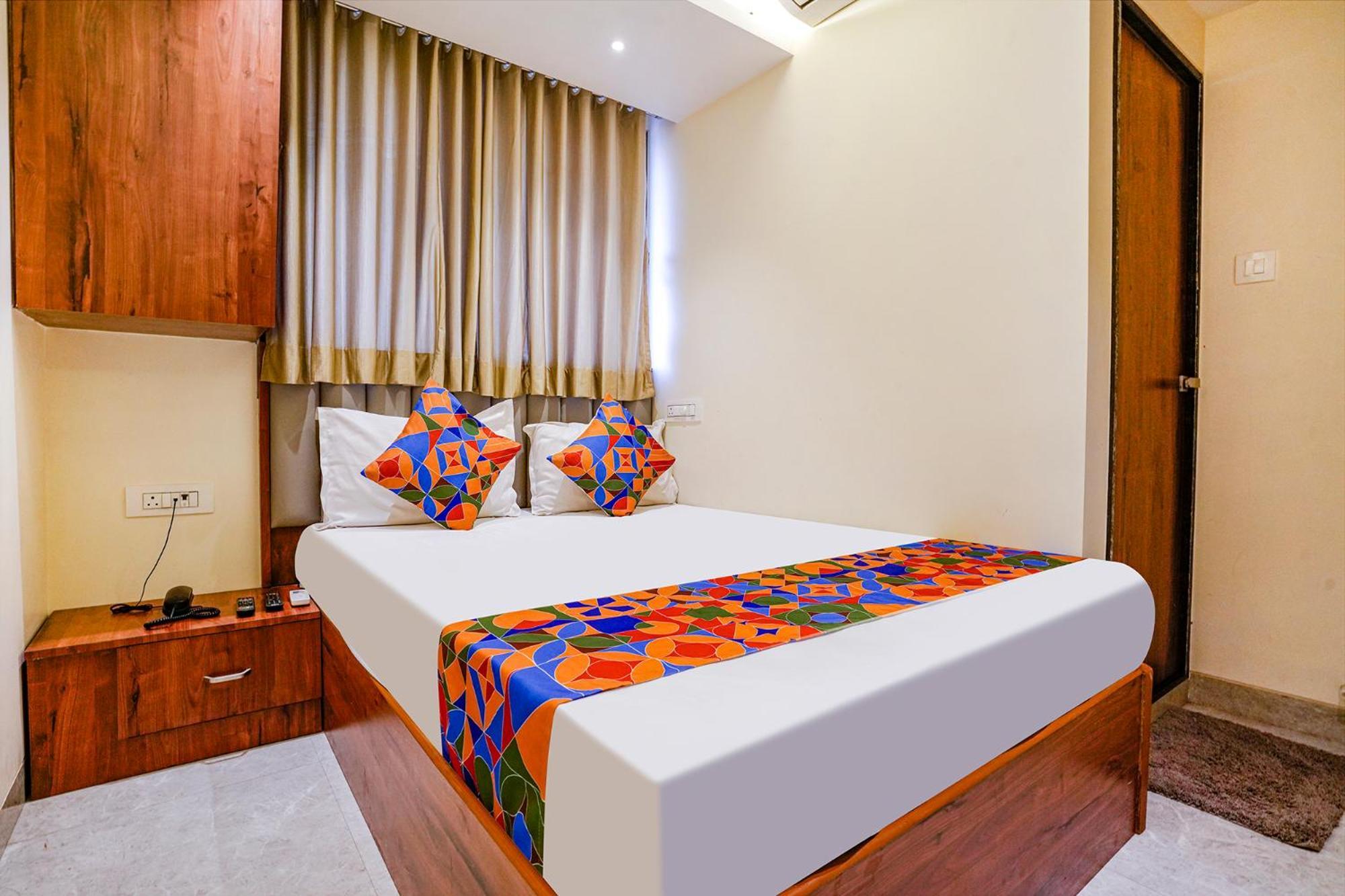 Fabexpress Utsav Residency - Nr Panvel Hotel Jāmb Buitenkant foto