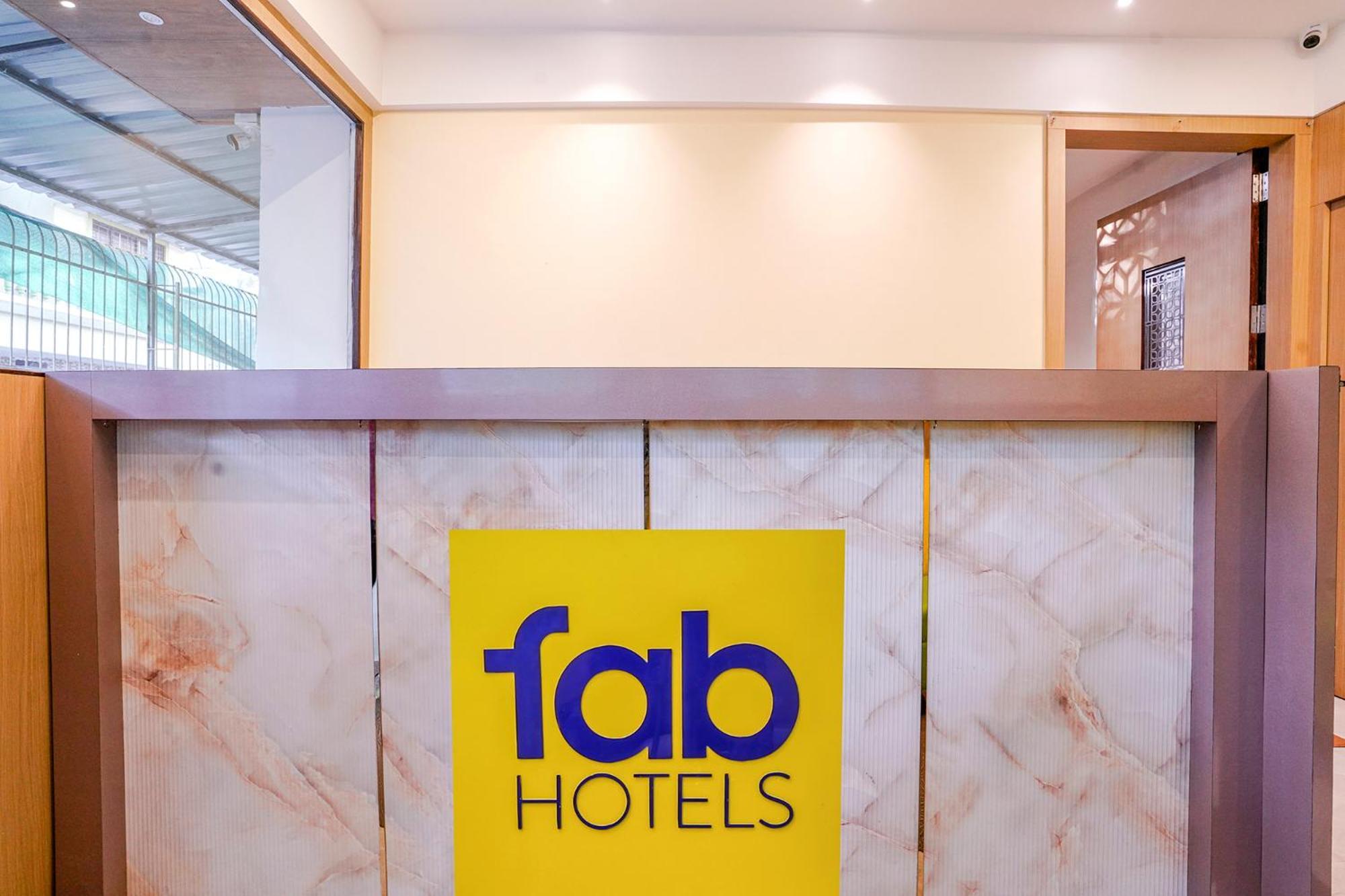 Fabexpress Utsav Residency - Nr Panvel Hotel Jāmb Buitenkant foto