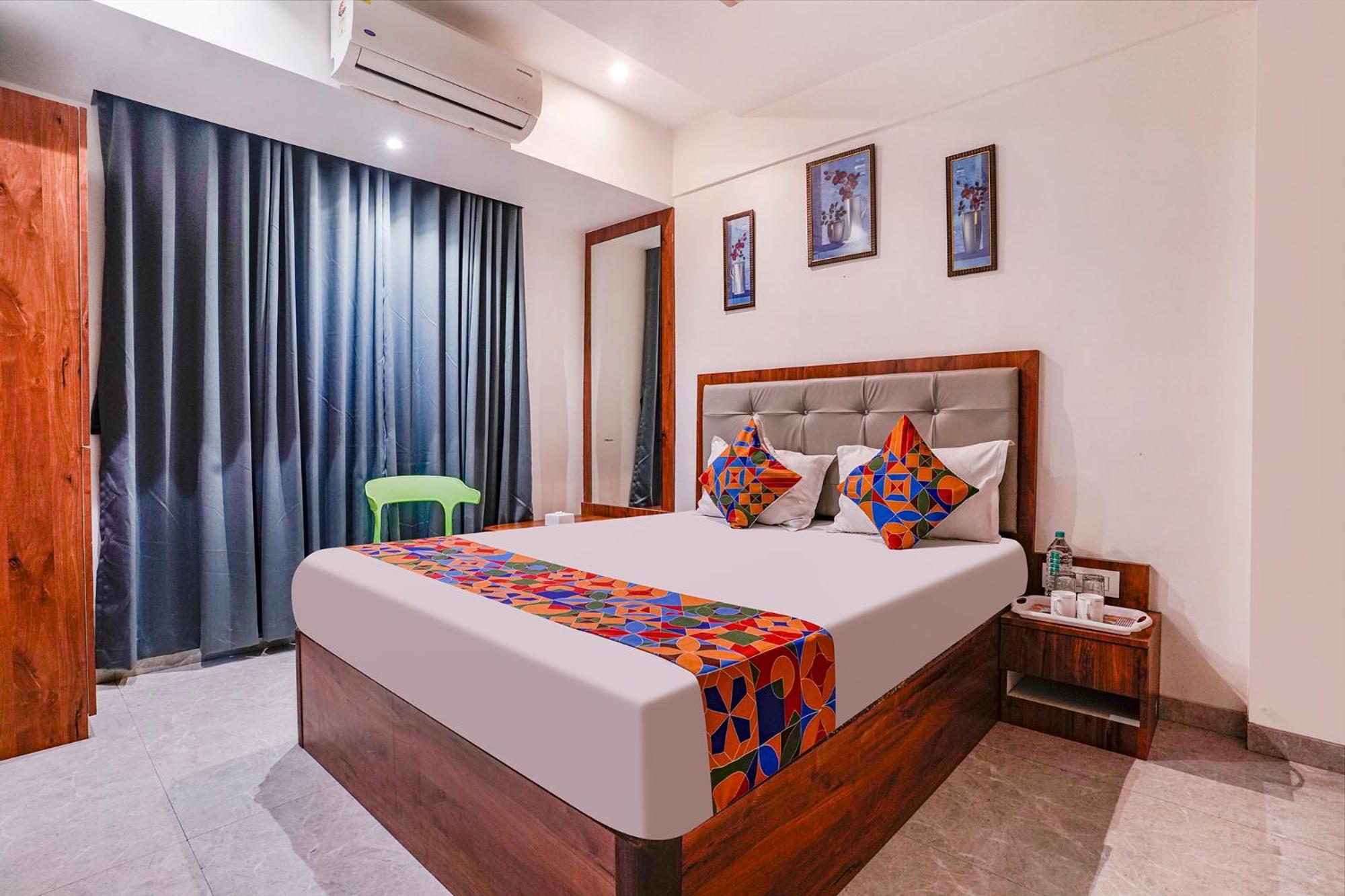 Fabexpress Utsav Residency - Nr Panvel Hotel Jāmb Buitenkant foto