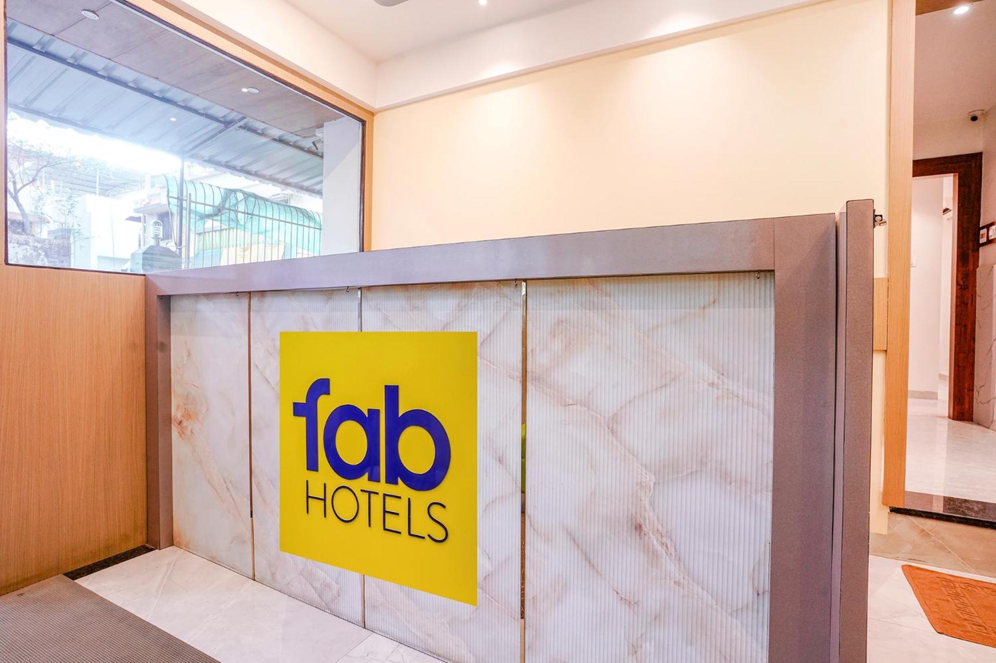 Fabexpress Utsav Residency - Nr Panvel Hotel Jāmb Buitenkant foto